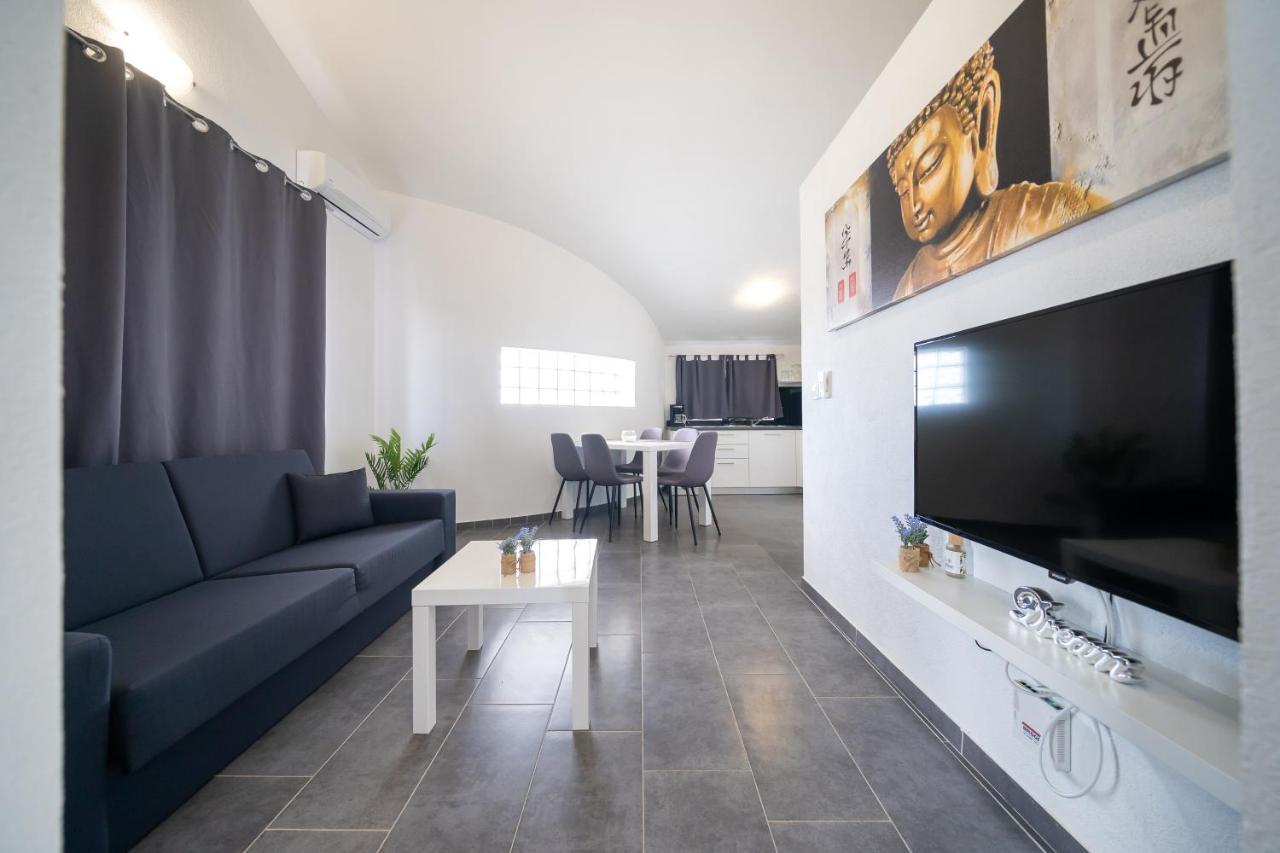 Holiday Apartments Amarilis Pakoštane Eksteriør billede